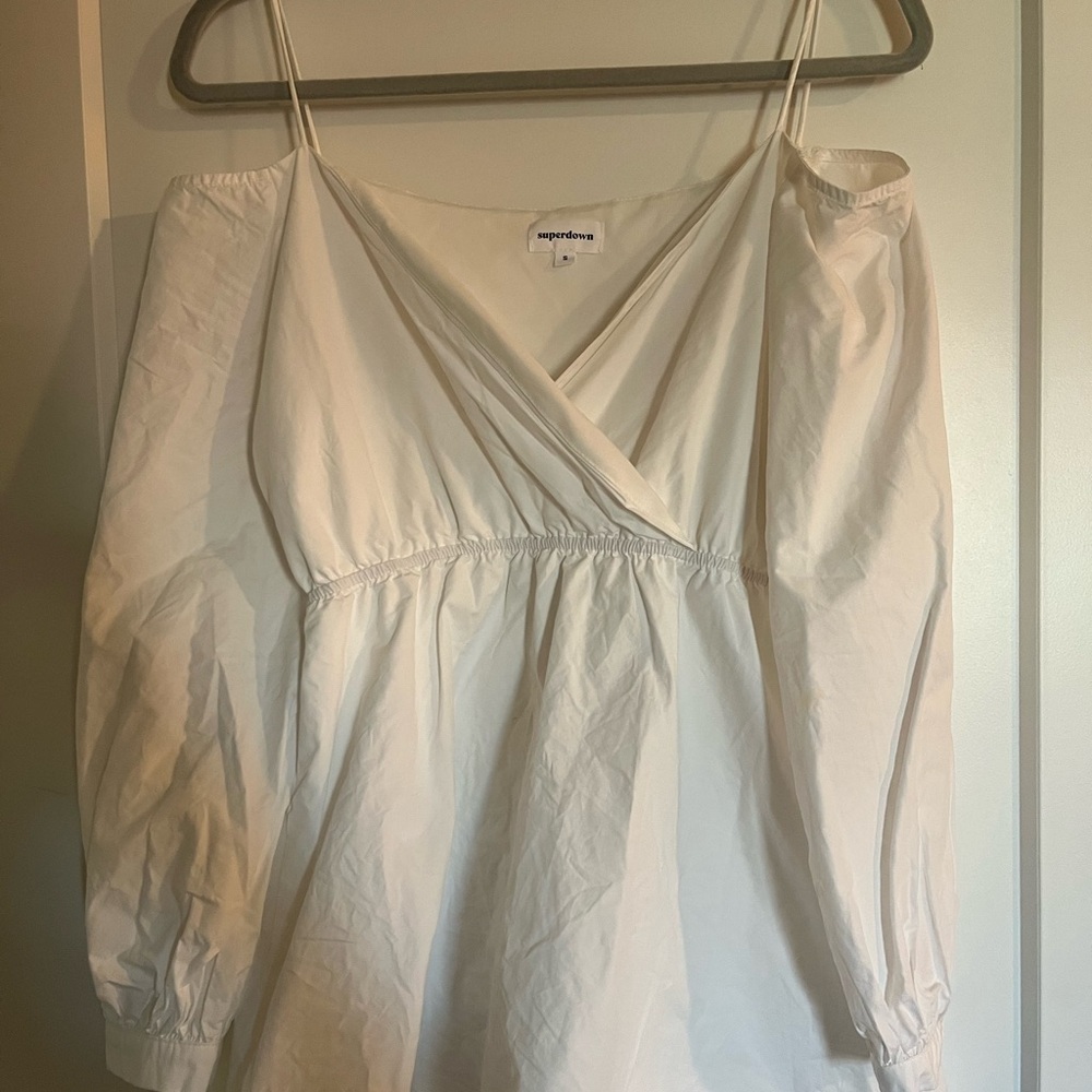 Superdown White Off-Shoulder Blouse